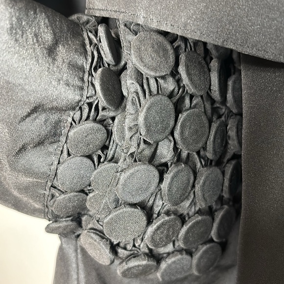 Chez Vous de France Vintage Ruffled Opera Trench Coat - Picture 11 of 17